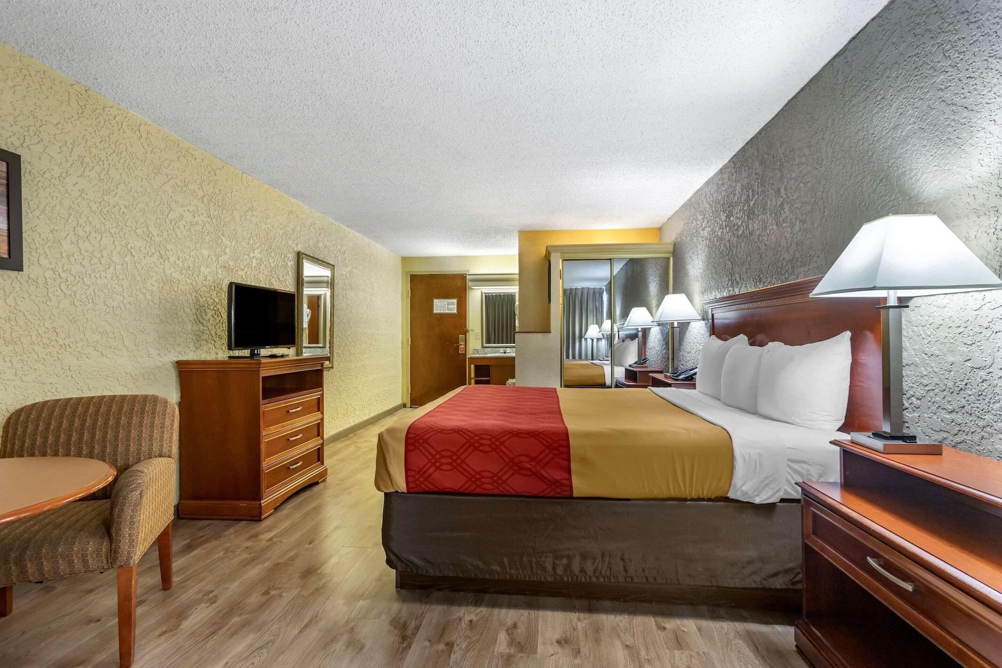 Econo Lodge Broken Arrow-Tulsa Exterior foto